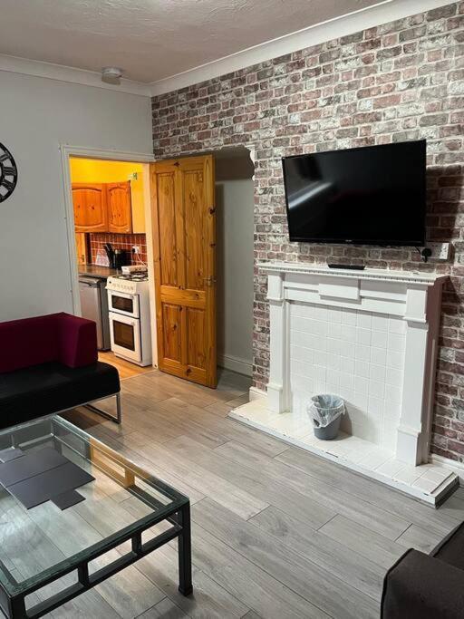 Ovington Grove 2 Fully Equipped Kitchen Free Parking 3 Bedrooms Netflix Ньюкасл-апон-Тайн Екстер'єр фото
